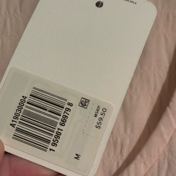 Levi’s open tied shirt - Picture 3 of 3